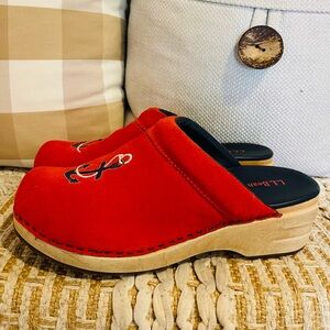 Women’s L.L. Bean Mules Red Anchor Nautical Suede Slip On Clog Shoes Size 9.5